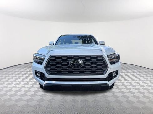 Used 2023 Toyota Tacoma TRD Off-Road w/ Technology Package AWD/4WD image 2