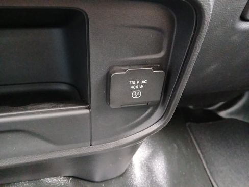 New 2026 RAM 2500 Tradesman AWD/4WD image 36