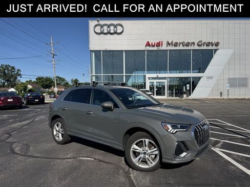 Used 2024 Audi Q3 2.0T Premium Plus w/ Premium Plus Package AWD/4WD image 1