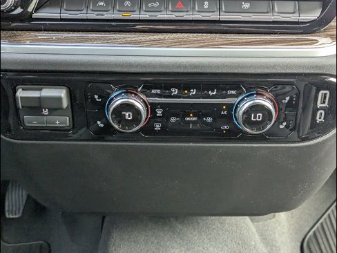 New 2026 GMC Sierra 1500 Elevation image 25