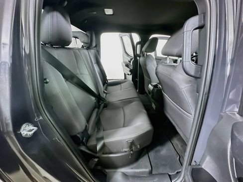 Used 2025 Toyota Tacoma SR5 AWD/4WD image 11