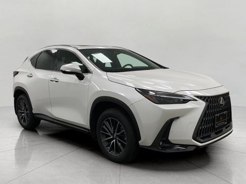 Used 2024 Lexus NX 250 FWD image 1