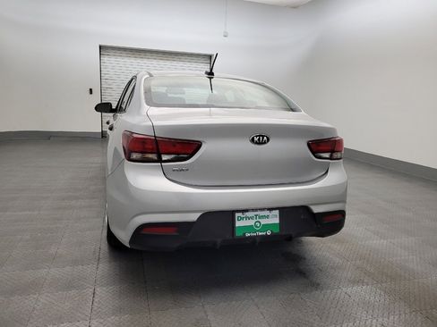 Used 2018 Kia Rio LX image 7