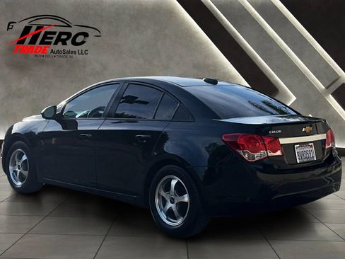 Used 2015 Chevrolet Cruze LS FWD image 6