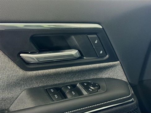 New 2026 GMC Sierra EV Elevation image 13