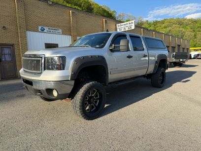 Used 2011 GMC Sierra 2500 SLE w/ SLE Preferred Package