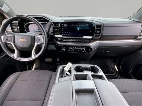 Used 2023 Chevrolet Silverado 1500 LT image 7