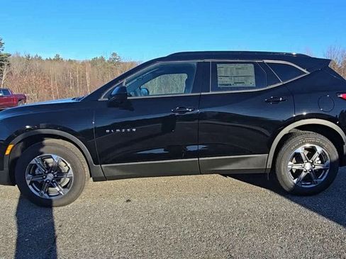 New 2025 Chevrolet Blazer LT w/ Convenience Package image 41