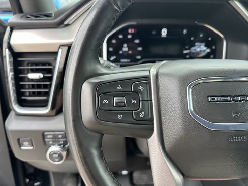 Used 2025 GMC Sierra 2500 Denali w/ Denali Reserve Package AWD/4WD image 33