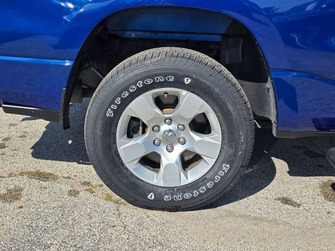 Used 2019 RAM 1500 Big Horn AWD/4WD image 10