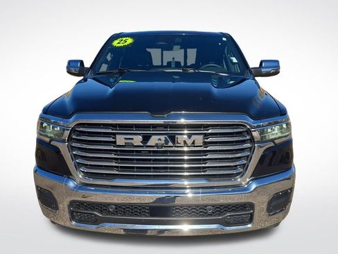 Used 2025 RAM 1500 Laramie AWD/4WD image 10