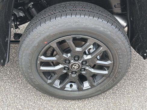 New 2026 Toyota Tundra Platinum AWD/4WD image 31