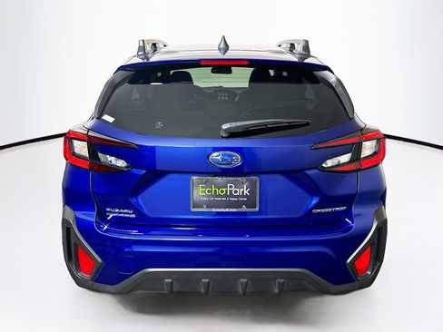 Used 2024 Subaru Crosstrek 2.0i Premium image 7