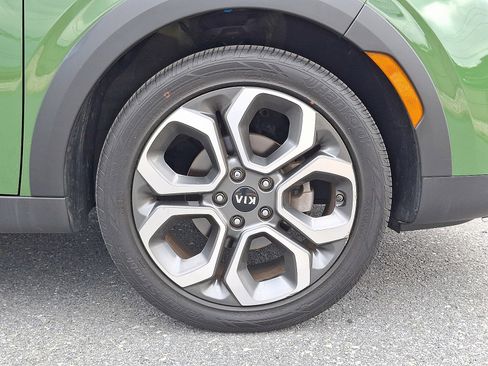 Used 2021 Kia Soul X-Line FWD image 9