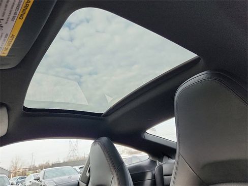 Used 2024 Porsche 911 Carrera 4 GTS image 18