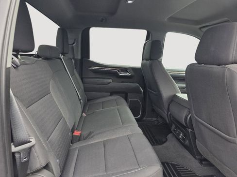 Used 2022 Chevrolet Silverado 1500 LT image 13