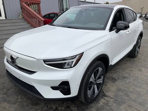 Used 2023 Volvo C40 P8 Recharge Plus AWD/4WD image 91