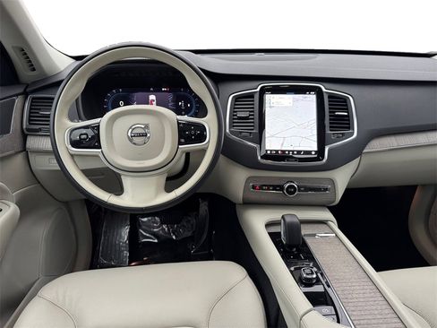 Certified 2023 Volvo XC90 B6 Core w/ Climate Package image 21