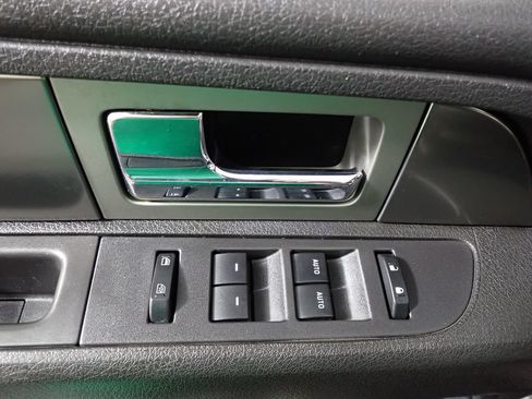 Used 2014 Ford F150 FX4 w/ Equipment Group 402A Luxury AWD/4WD image 19