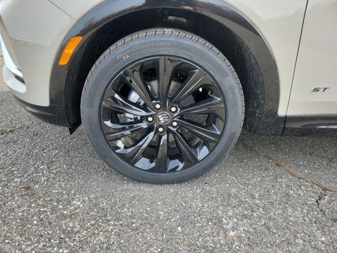 New 2026 Buick Envista Sport Touring w/ Studio Series image 11