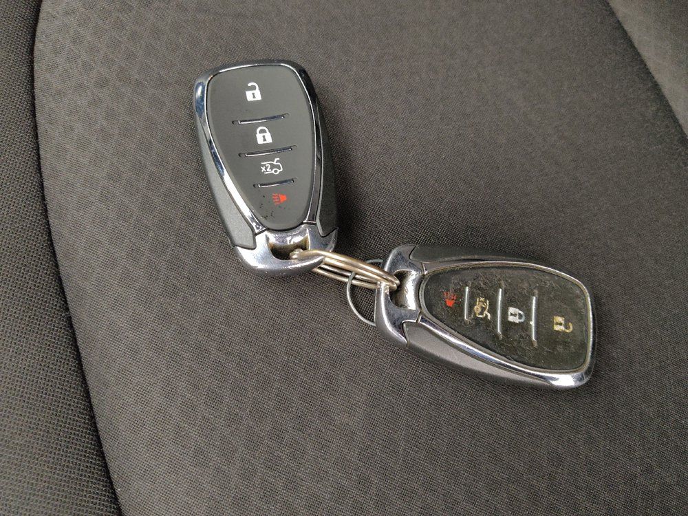 Used 2018 Chevrolet Malibu LT FWD image 32