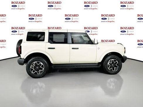 New 2026 Ford Bronco Outer Banks image 9