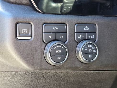 Used 2023 Chevrolet Silverado 1500 RST w/ Protection Package AWD/4WD image 18