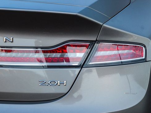 Used 2019 Lincoln MKZ Reserve w/ Reserve Plus Package image 12