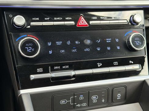 Used 2024 Hyundai Santa Fe Limited FWD image 24
