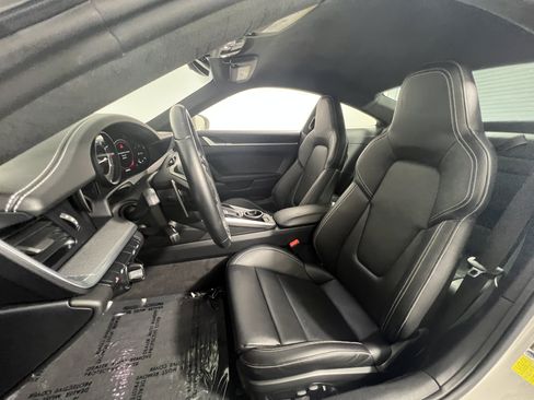 Used 2023 Porsche 911 Turbo AWD/4WD image 5
