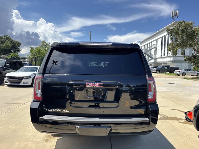 Used 2019 GMC Yukon XL SLT RWD image 6