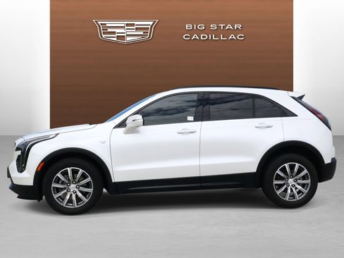 Used 2022 Cadillac XT4 Sport FWD image 2