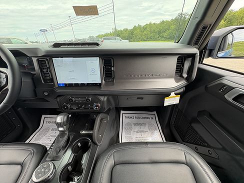 New 2026 Ford Bronco Badlands AWD/4WD image 23