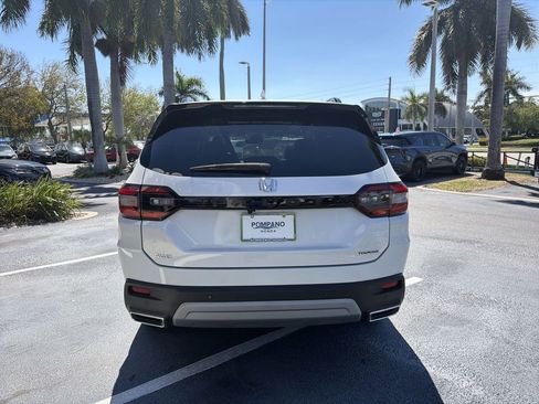 Used 2023 Honda Pilot Elite image 11