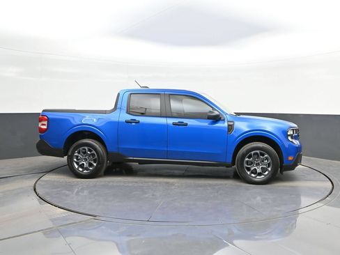 Used 2025 Ford Maverick XLT w/ Equipment Group 302A AWD/4WD image 23