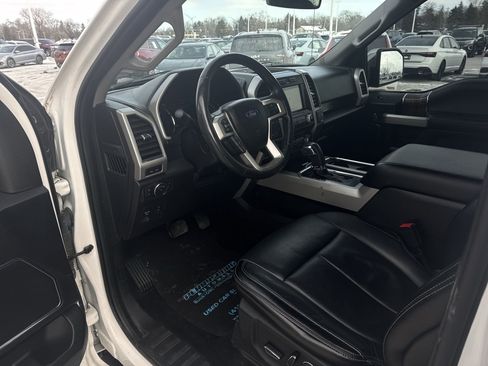Used 2018 Ford F150 Lariat w/ Equipment Group 502A Luxury image 10