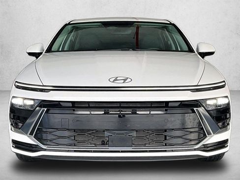 Used 2024 Hyundai Sonata SEL FWD image 3