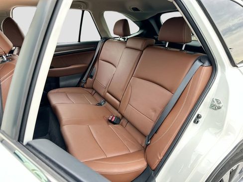 Used 2018 Subaru Outback 2.5i Touring w/ Popular Package #3 image 25