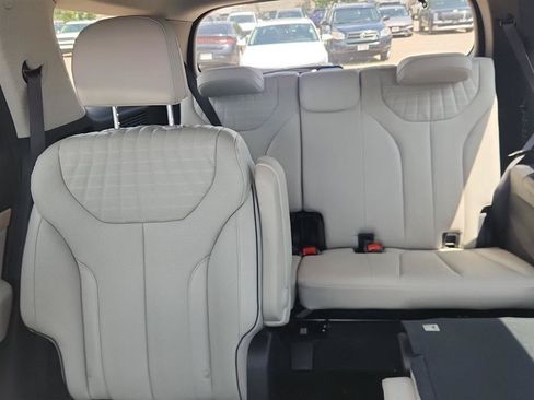 Used 2025 Hyundai Palisade Limited AWD/4WD image 15