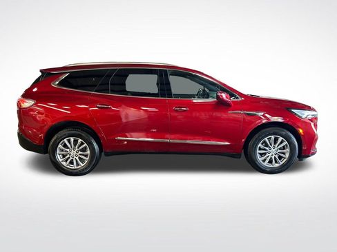 Used 2024 Buick Enclave Essence AWD/4WD image 7