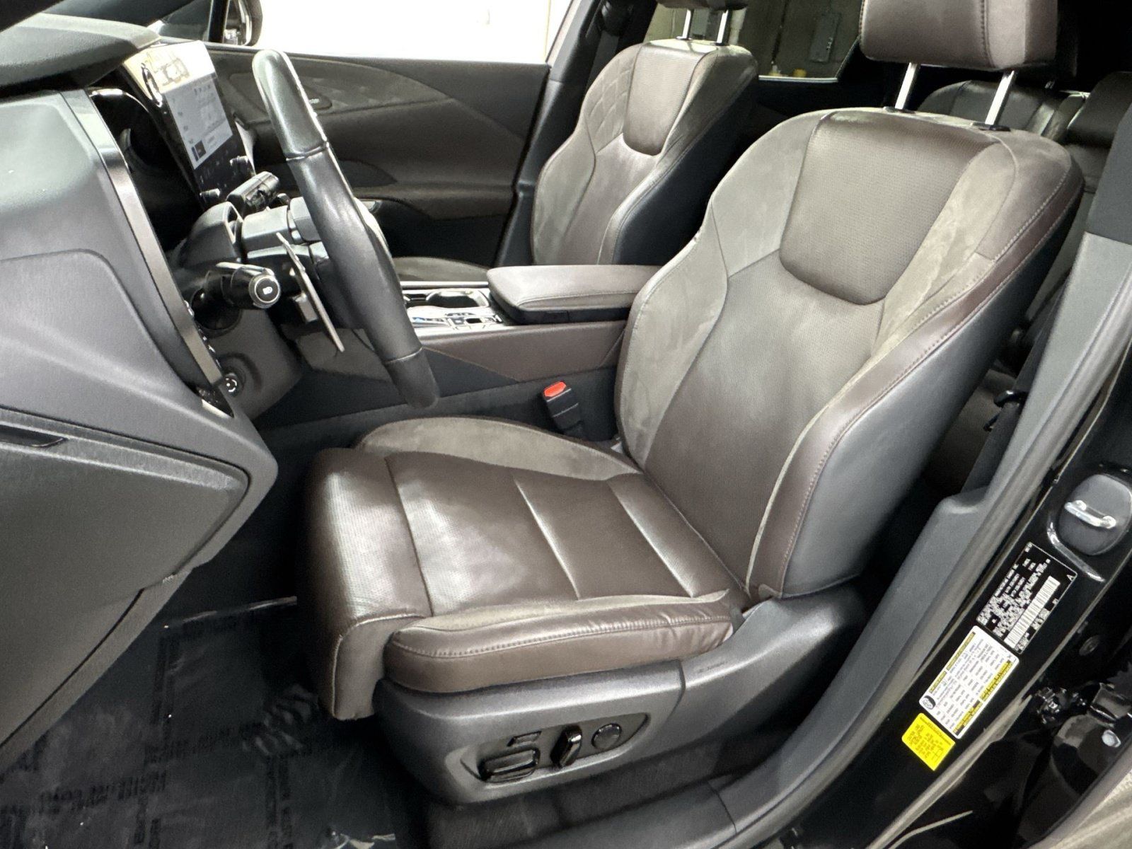 Used 2024 Lexus RX 350 AWD w/ Convenience Package image 14