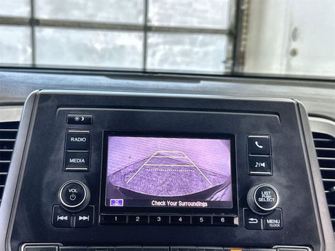Used 2018 Honda Odyssey LX image 26