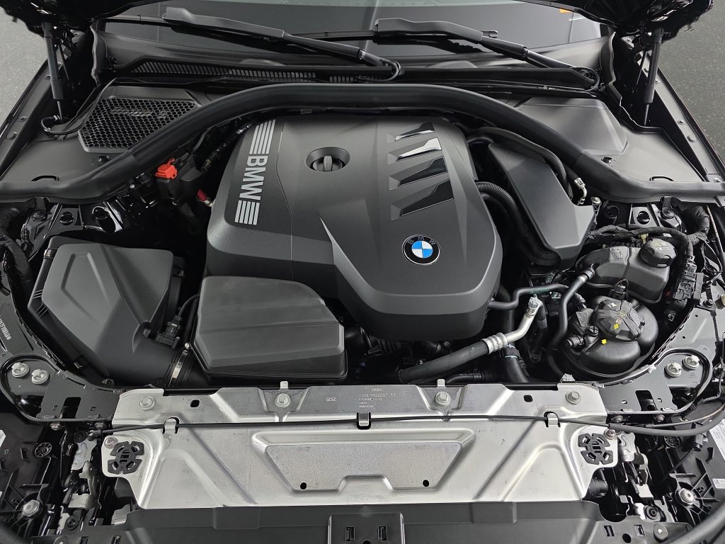 Used 2026 BMW 330i xDrive Sedan w/ Premium Package AWD/4WD image 30