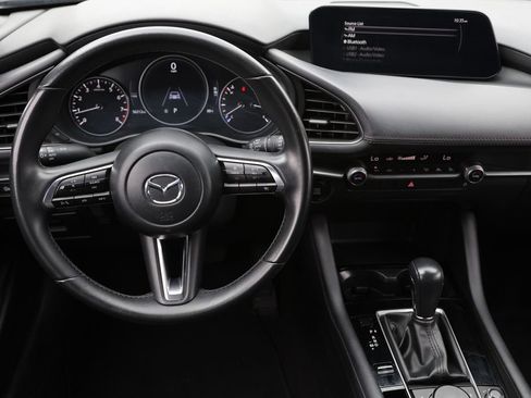 Used 2024 MAZDA MAZDA3 s FWD image 11