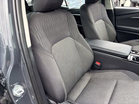 Used 2025 Toyota Camry LE FWD image 32