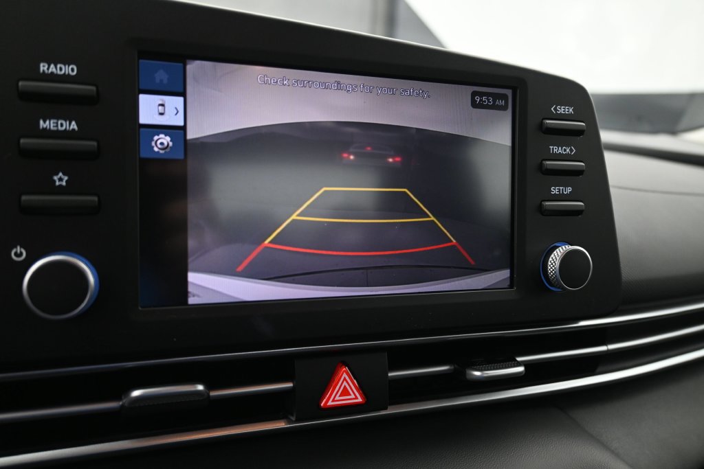 Used 2024 Hyundai Elantra SE FWD image 30