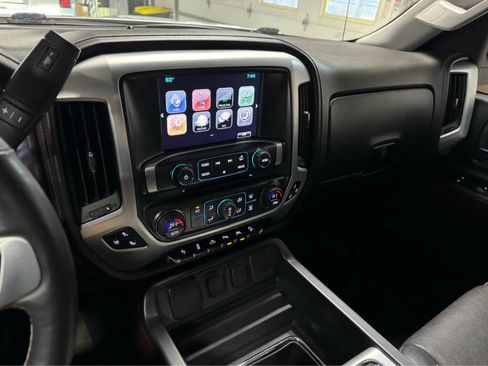 Used 2018 GMC Sierra 1500 SLT image 17