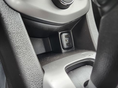 Used 2020 Chevrolet Sonic LT image 6