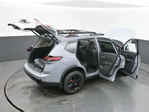 New 2026 Nissan Rogue SV w/ Rock Creek Premium Package image 44