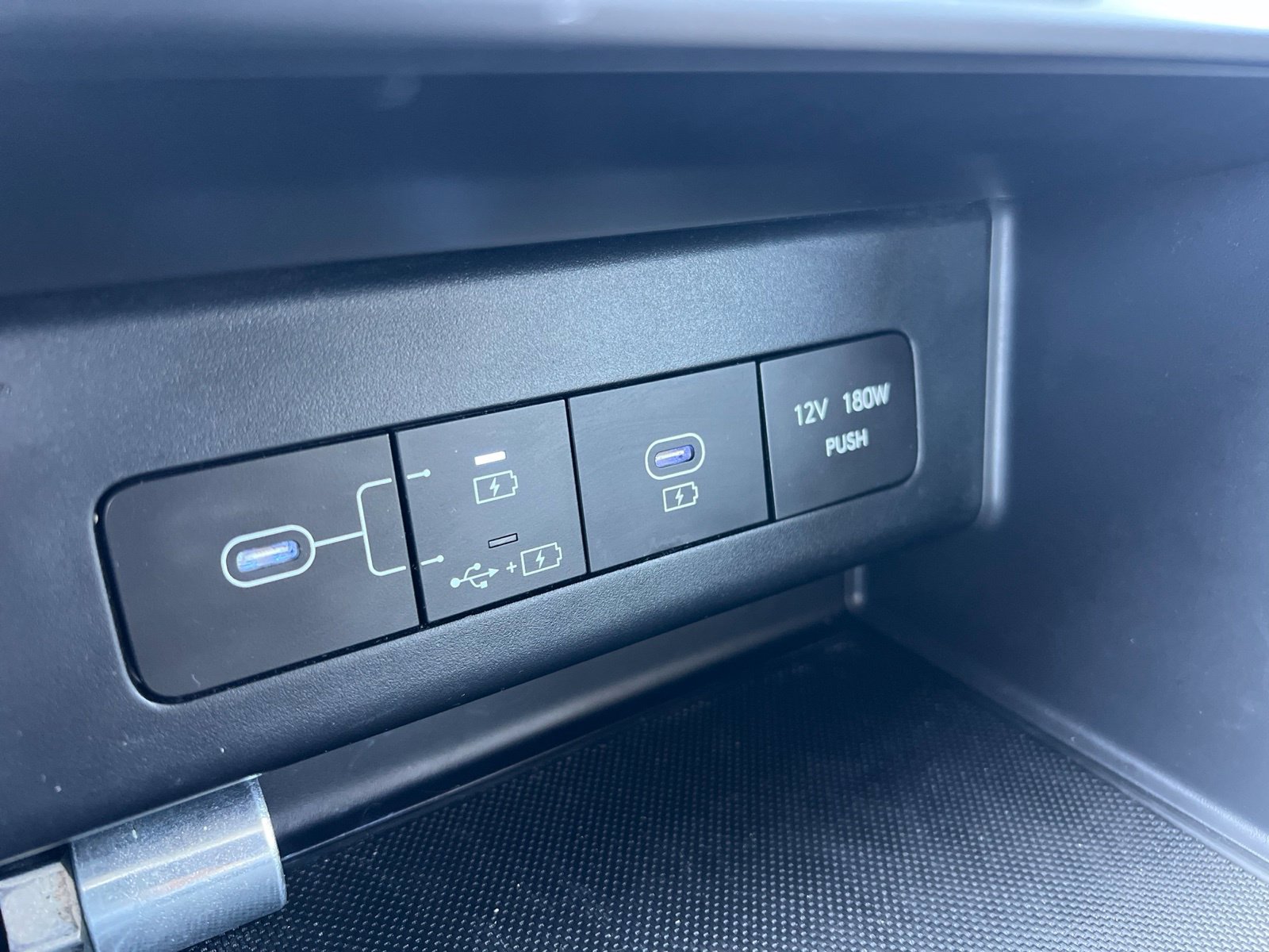 Used 2024 Hyundai Sonata SEL FWD image 18